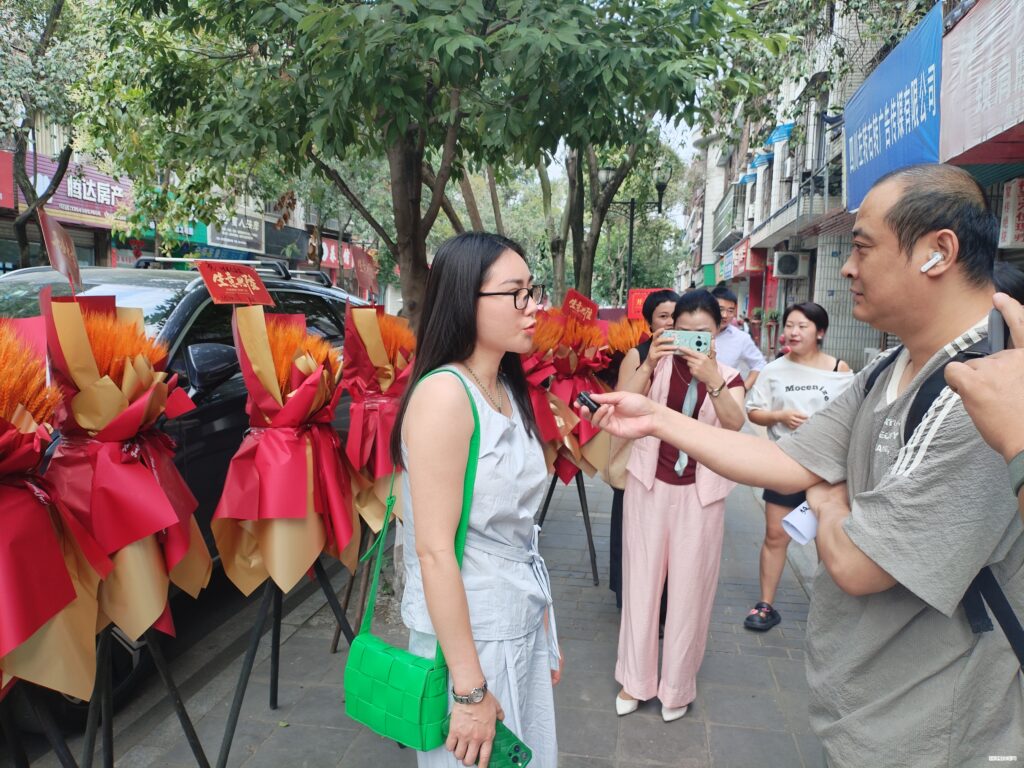 全国首个“智慧社区服务驿站”落地成都 重塑数字时代邻里新生态