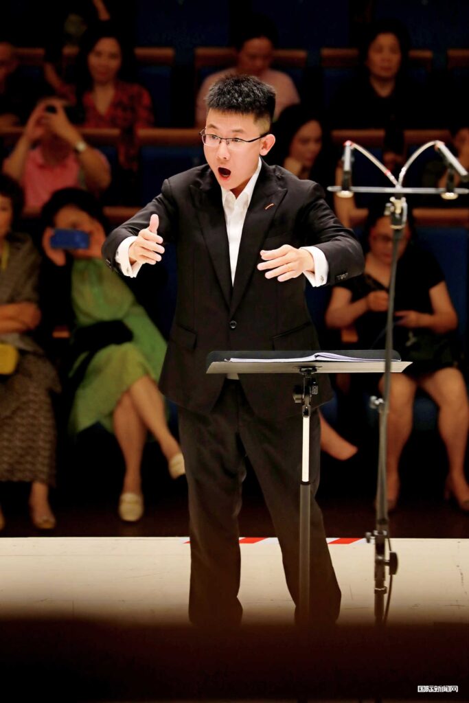 锦蓝音韵尽揽心声 成都锦蓝合唱团十周年专场音乐会温情开唱